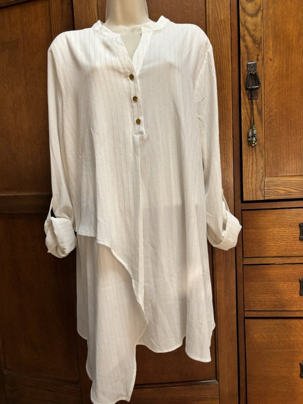 New Directions Women’s XL White Gold Metallic Stripe Asymmetrical Tunic Blouse